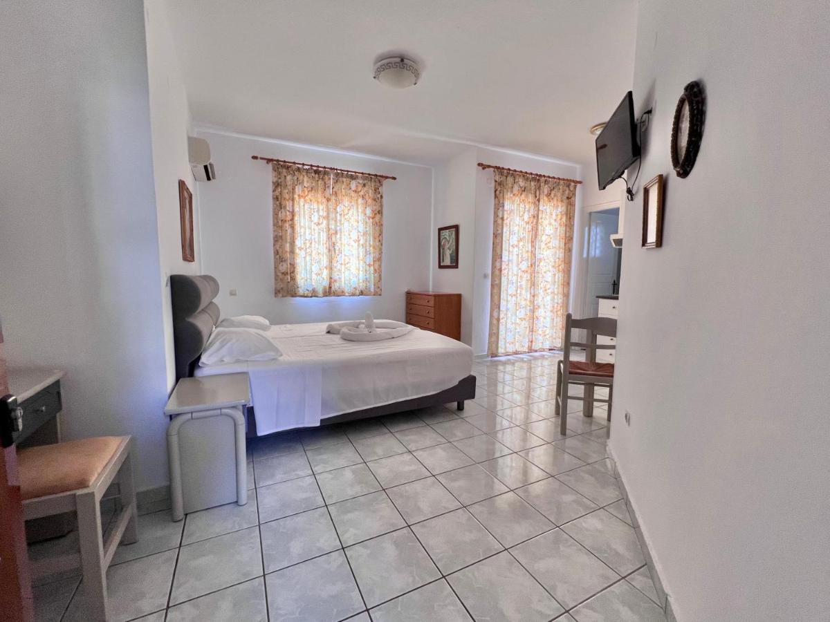 Aristomenis Studios Vlachata Ngoại thất bức ảnh